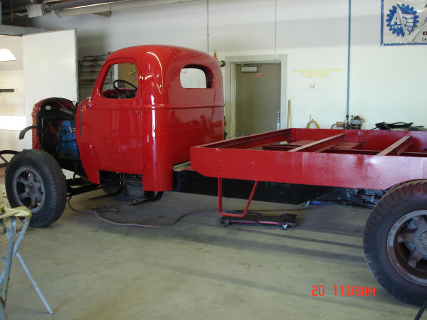 オキュパイド　1947〜1952 GHQ オープンジープ　　　　ゼンマイ式 Military Jeep I.D. Guide by John Adams-Graf To someone new to the